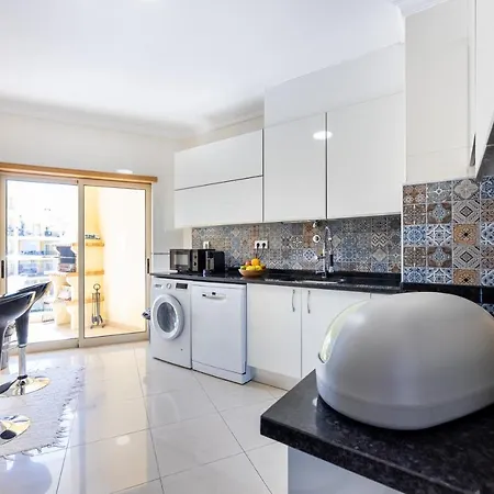 Apartment Gloria *