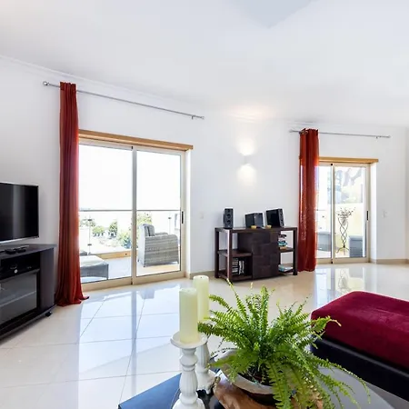 Apartment Gloria *