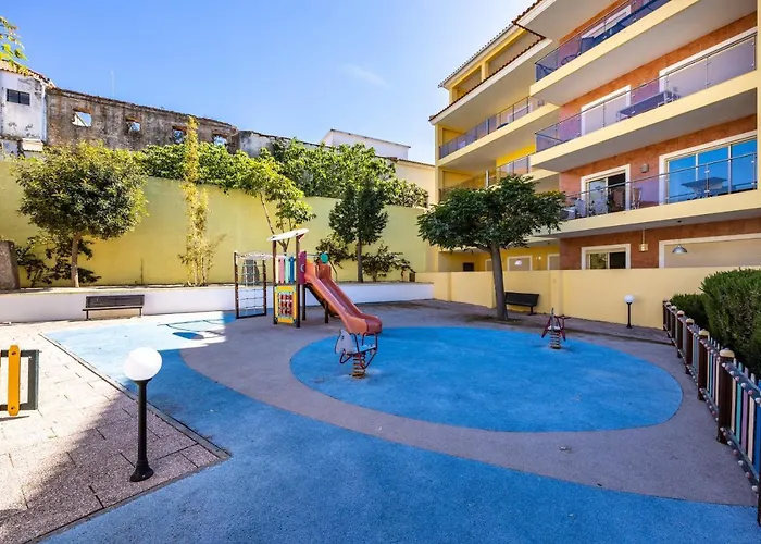 Gloria アパート ラゴス